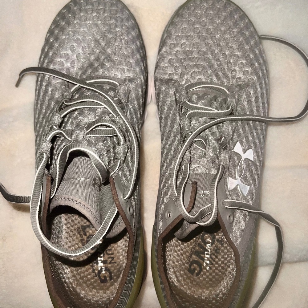 Under Armor Speedform Gemini 2 Womens Gray Running Shoes (8.5)